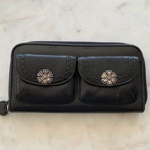 Brighton Organizer Wallet